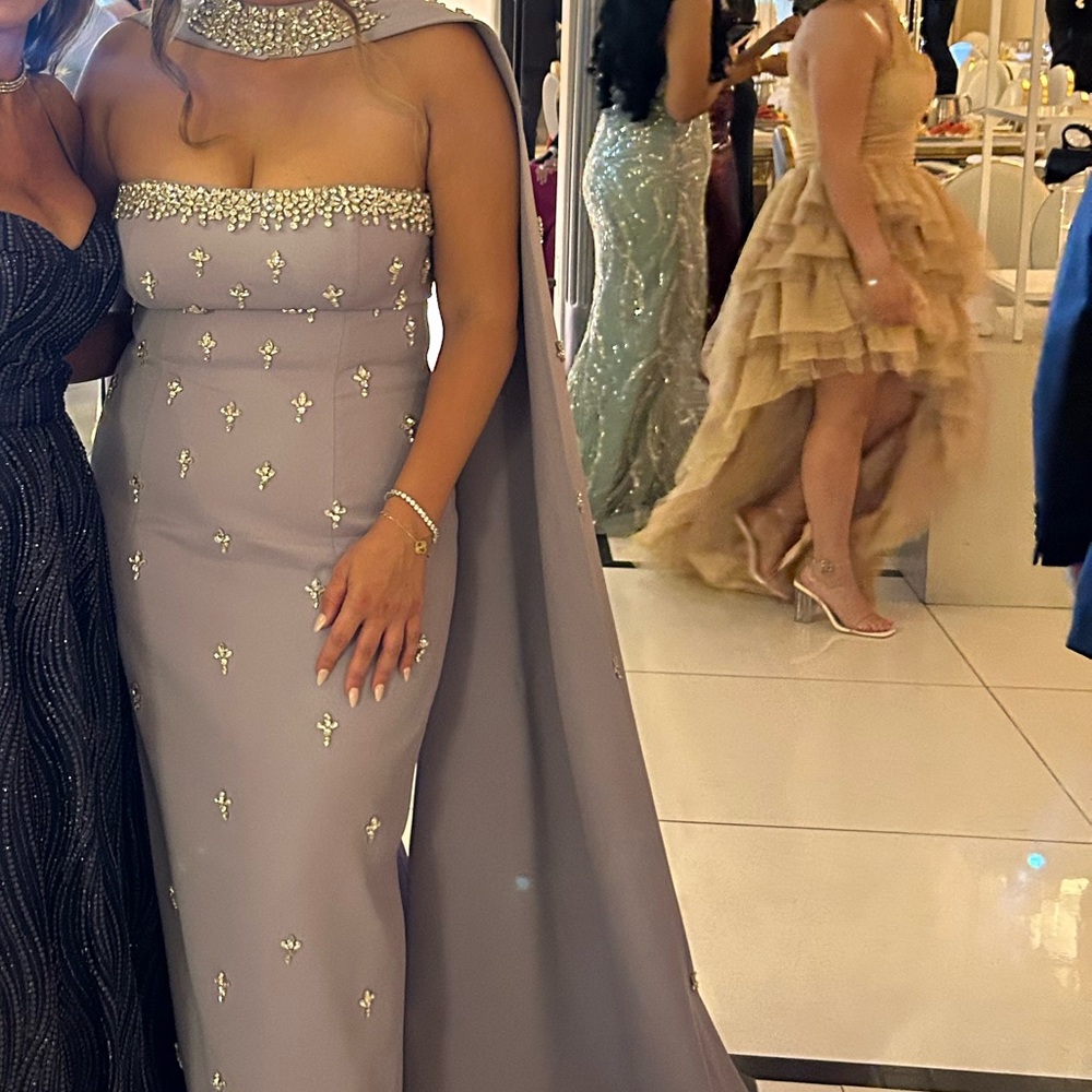 Elegant Lavender Embellished Gown - Picture 5 of 5